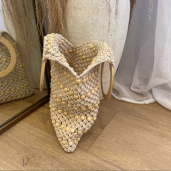 LAST2 • Cabo Ready Beaded Wooden Tote Handbag - Picture 4 of 14